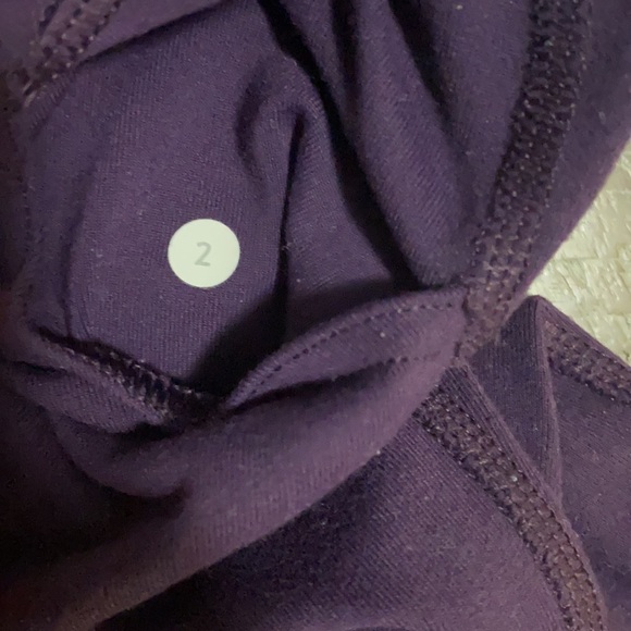 Lululemon leggings - Picture 4 of 5